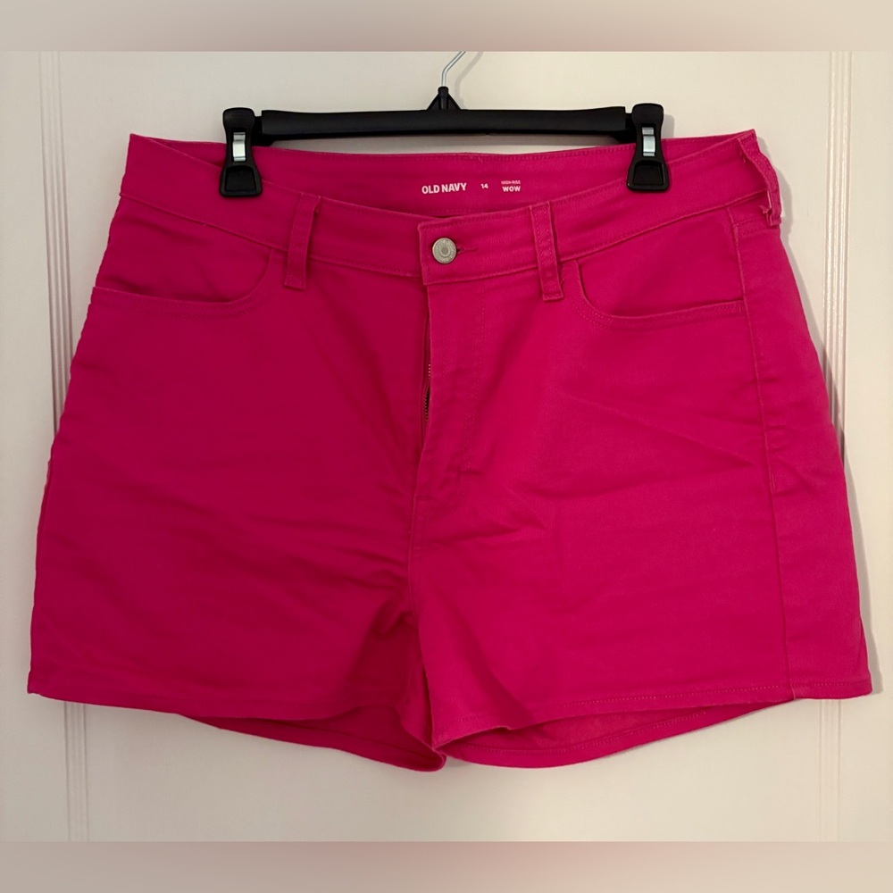 Old Navy Women's Bright Pink Jean Shorts size 14